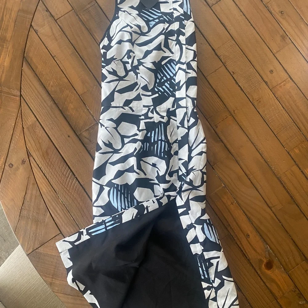 Dress - Picture 3 of 5